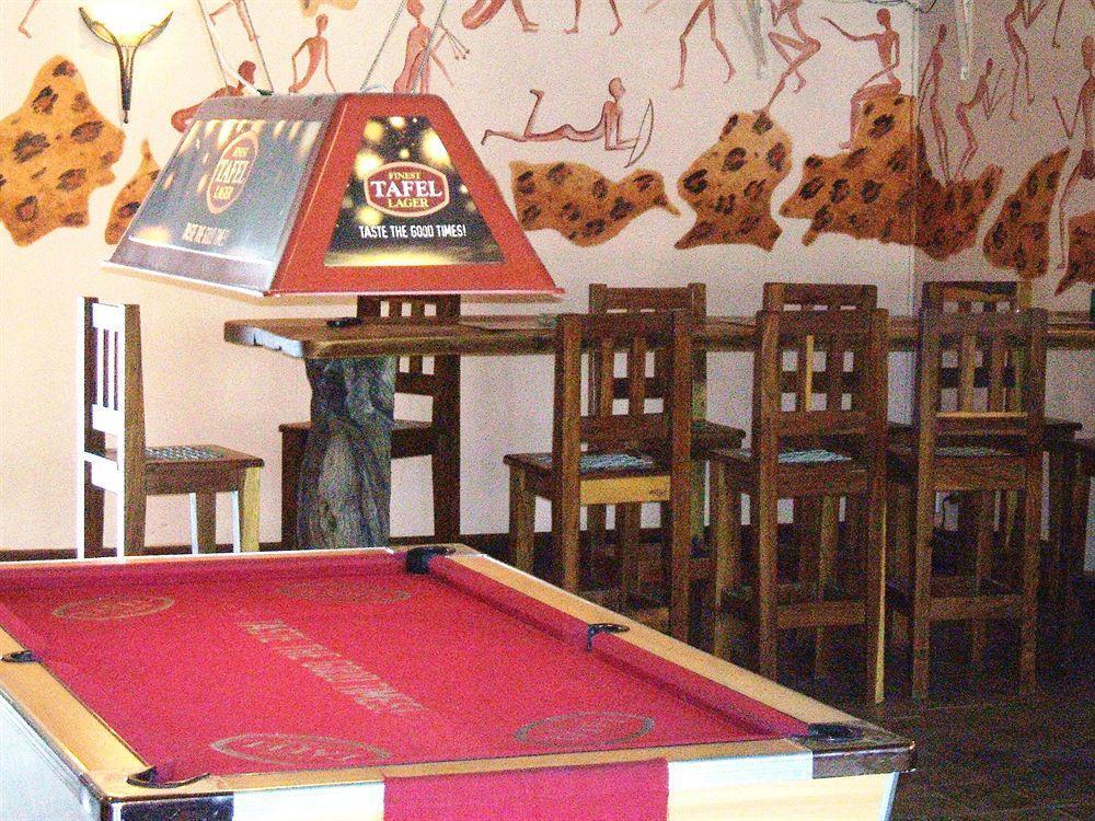 Oshakati Country Hotel Esterno foto